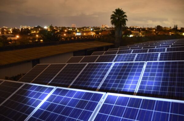 Can Solar Panels Work at Night?